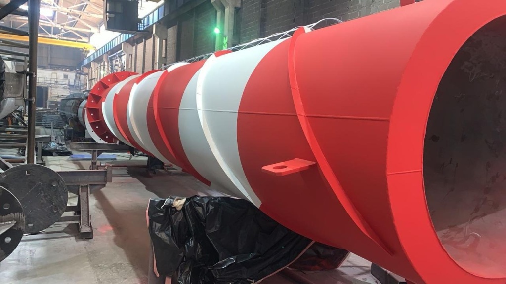 Процесс монтажа самонесущего дымохода котельной