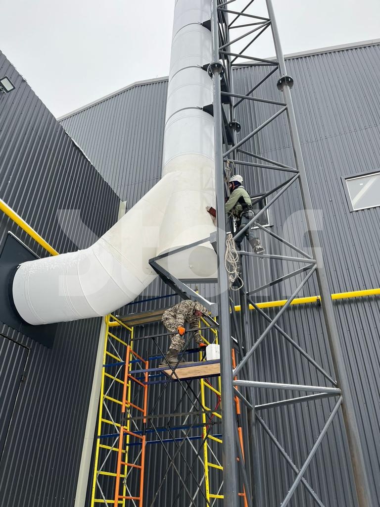 Установка ферменной дымовой трубы для отвода продуктов сгорания водогрейного котла
